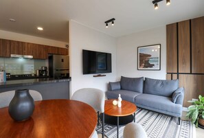Fernseher, Arbeitsbereiche
