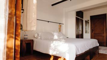 Dobbelt- eller tomannsrom – comfort | Skrivebord for bærbar PC, barnesenger (inkludert) og wi-fi (inkludert)