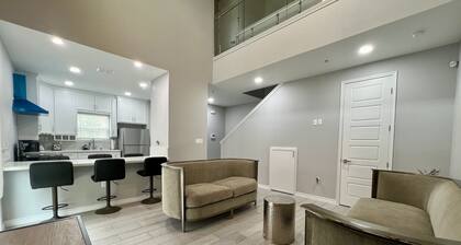 Miramar - #3 - Fresh & Stylish 3BD/3BA - WiFi