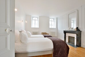 2 bedrooms, iron/ironing board, travel cot, WiFi - Loft - Côté Cathédrale Au Pieds de la Cathédrale Notre Dame D'amiens (Amiens)