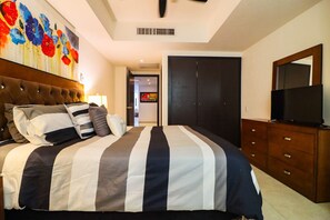1 bedroom, iron/ironing board, WiFi, bed sheets - Grand Venetian Beachfront Condo (Puerto Vallarta)