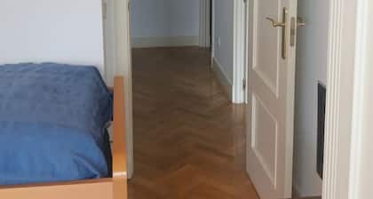 1 Habitacion Individual Centro DE LAS Rozas Compartiendo Alojamiento