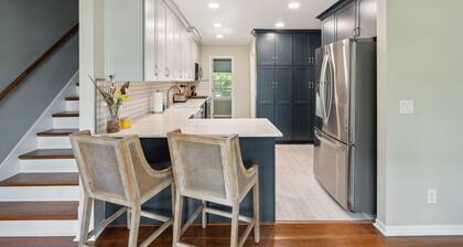 Hanahan Haven GameRoom Bikes FirePit Dog & Family Friendly