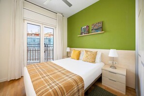 2 Schlafzimmer, Bügeleisen/Bügelbrett, Reisekinderbett, kostenloses WLAN