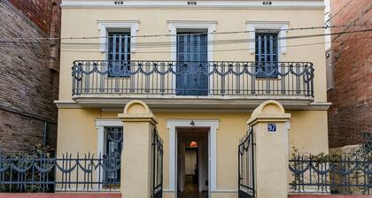 Lovely and historic 3 bedroom home completely refurbished and designed for a pleasant and comfortable stay in Barcelona.