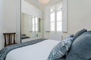 3 Schlafzimmer, Bügeleisen/Bügelbrett, Reisekinderbett, kostenloses WLAN
