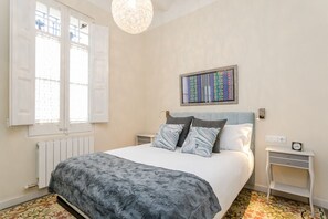 3 bedrooms, iron/ironing board, travel cot, free WiFi