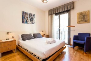 3 camere, ferro/asse da stiro, culla da viaggio, Wi-Fi gratuito