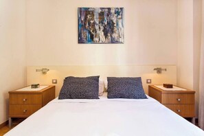 3 間睡房、熨斗/熨衫板、可攜式嬰兒床、免費 Wi-Fi