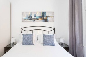 3 chambres, fer et planche à repasser, lit parapluie, Wi-Fi gratuit