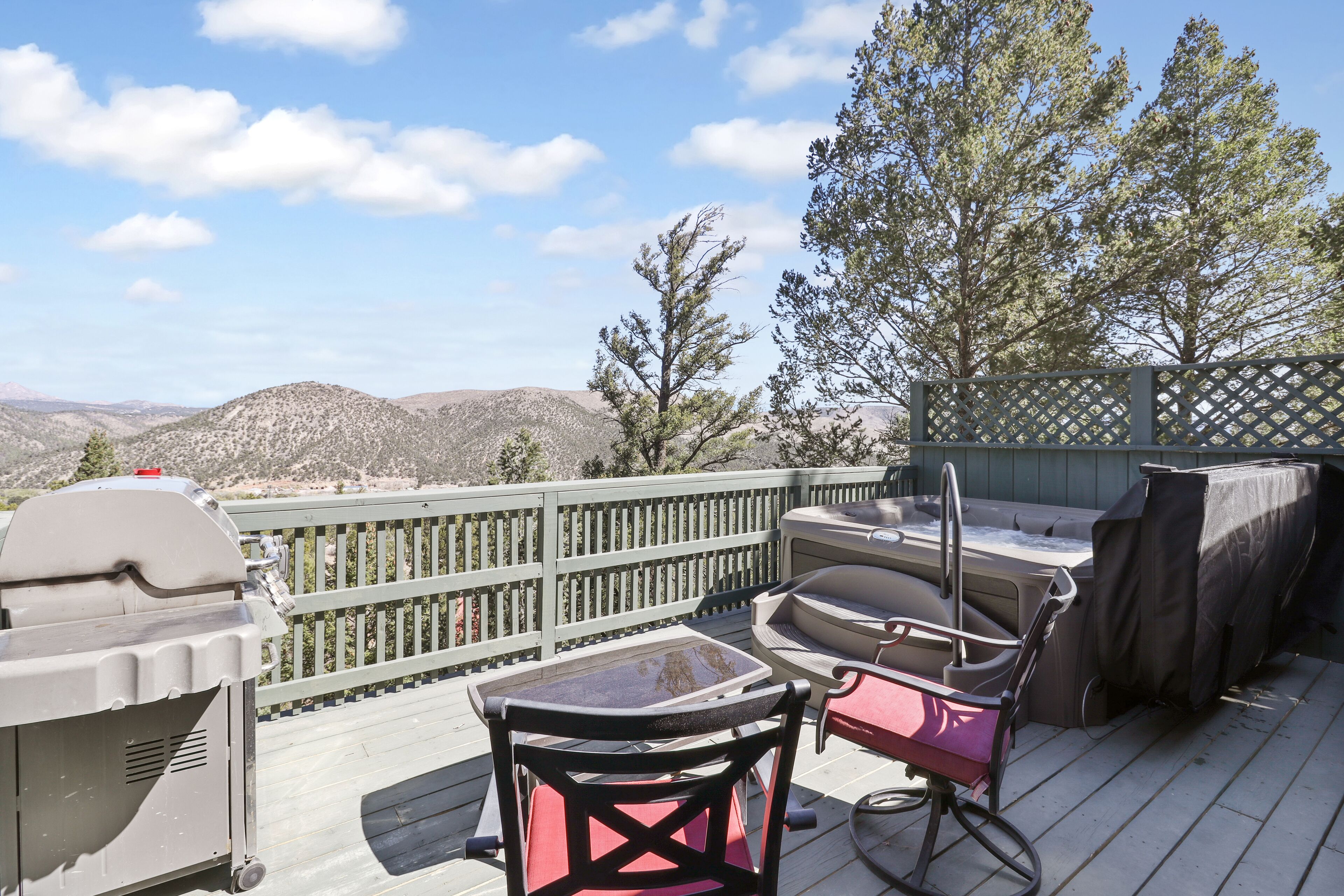 Tina de hidromasaje al aire libre