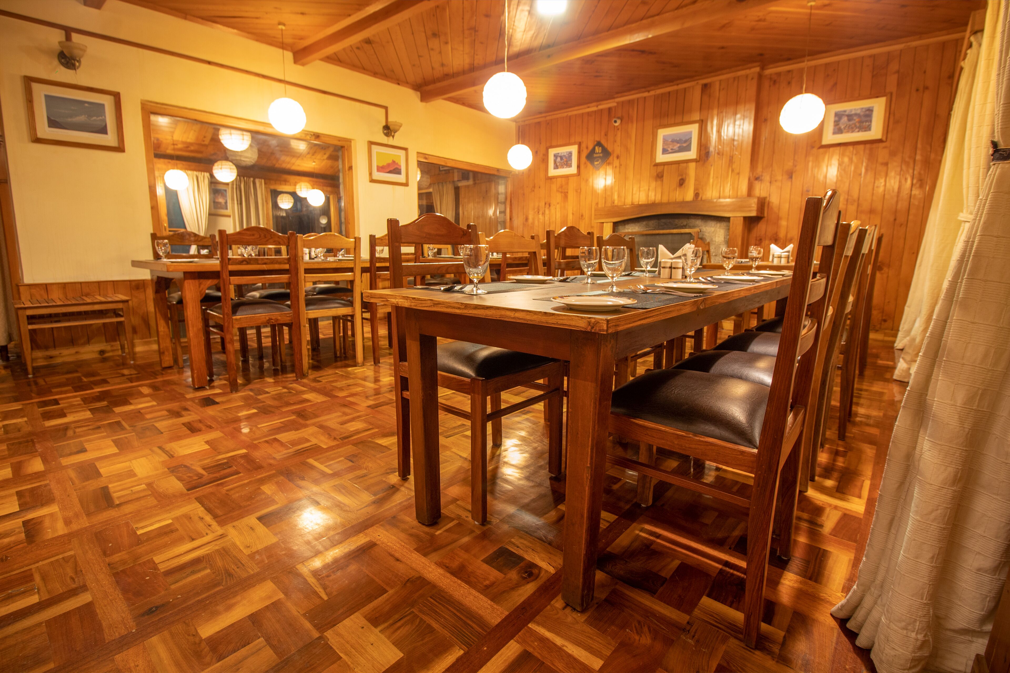 Daily buffet breakfast (INR 400 per person)