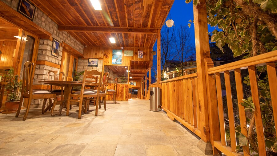 Hotel Negis Mayflower