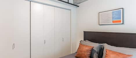 1 chambre, lit parapluie, Wi-Fi, draps fournis