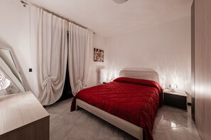 2 bedrooms, iron/ironing board, free WiFi, bed sheets - Casa Nilla, vacanze fronte mare a 5 minuti dal centro storico di Monopoli (Monopoli)