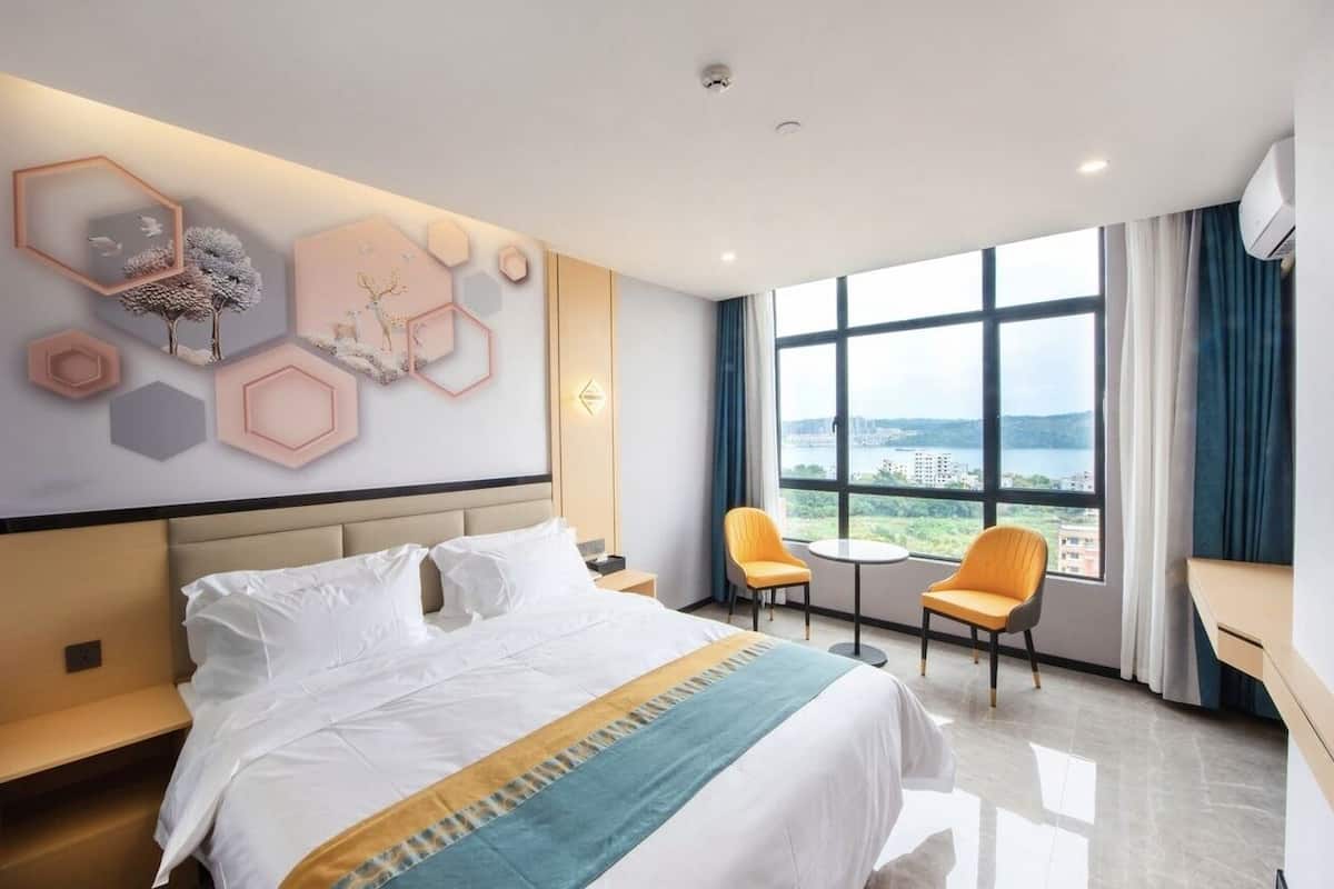 Comfort-Zimmer, 1 King-Bett, Flussblick