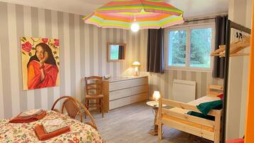 2 bedrooms, free WiFi