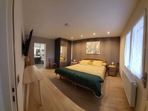 3 bedrooms, free WiFi, wheelchair access