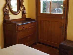 2 bedrooms, free WiFi