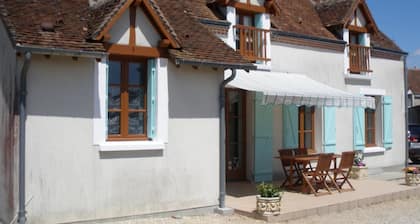 Maison charmante et rustique en Vallée du Cher pour vacances au calme