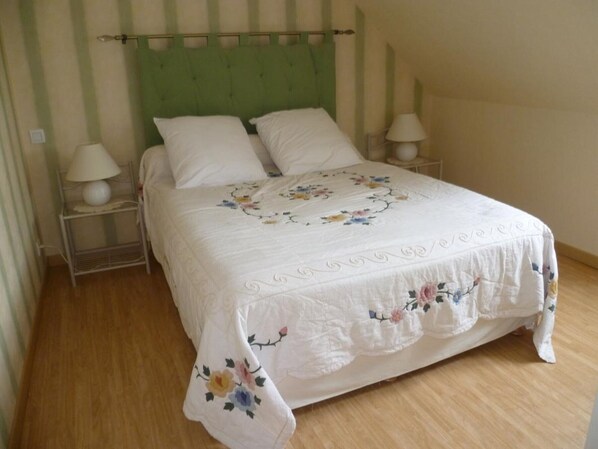 3 chambres, accès au Wi-Fi (inclus)