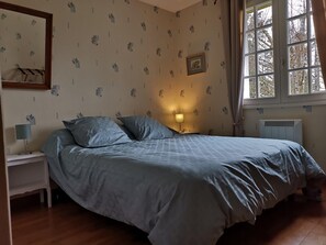 4 bedrooms, internet - Family cottage in the heart of the Loire Castles (Oisly)