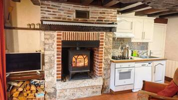 Réfrigérateur, micro-ondes, four, lave-vaisselle