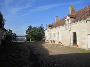 Enceinte de lâhĂ©bergement