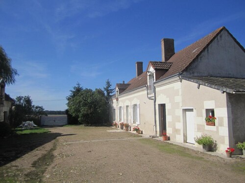 Quiet house in Chaumont-sur-Loire, near castles