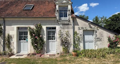 Idyllic Family Retreat: Spacious Home with Garden, Kid-Friendly Amenities, and Nearby Attractions