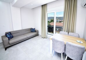 Basic Apartment | Private kitchen | Fridge, stovetop, dishwasher, highchair - Alkan Apart (Demre)