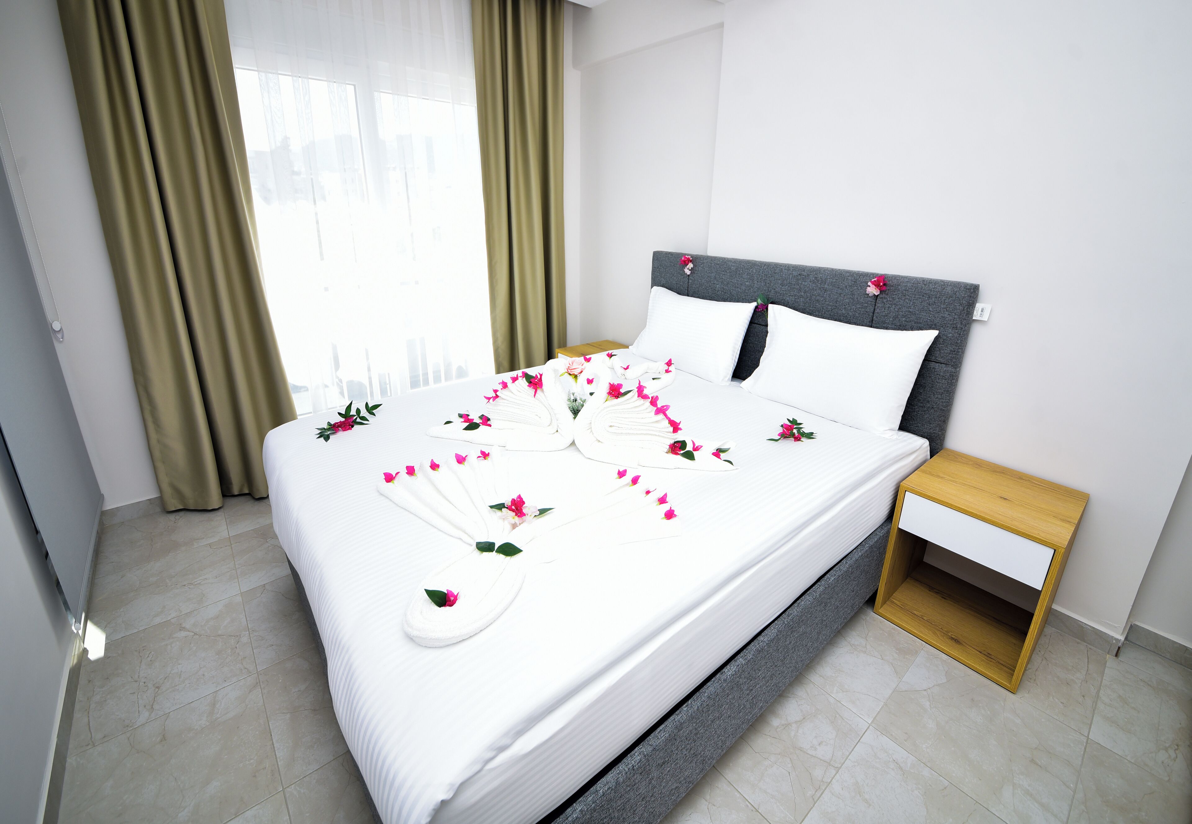 Lägenhet Basic - icke-rökare - kök | Sängtillbehör av högsta kvalitet och mörkläggningsgardiner