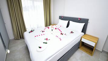 Lägenhet Basic - icke-rökare - kök | Sängtillbehör av högsta kvalitet och mörkläggningsgardiner