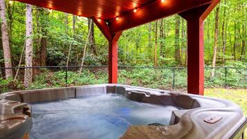 Baignoire à remous extérieure