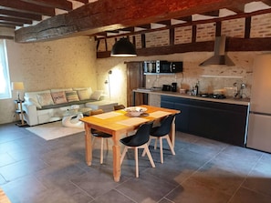 Fernseher, Kamin