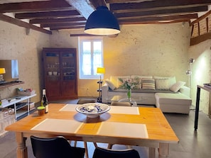 Fernseher, Kamin