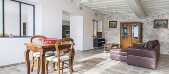 Charming Cottage in Cheverny with Garden and Garden Furniture