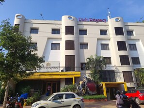 Front of property - Hotel Richi Regency Odisha (Bhubaneshwar)