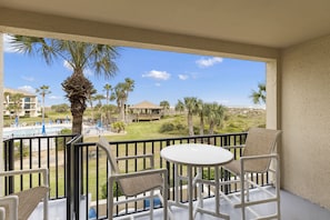 Outdoor dining - Fantastic views from this delightful unit! (St. Augustine)