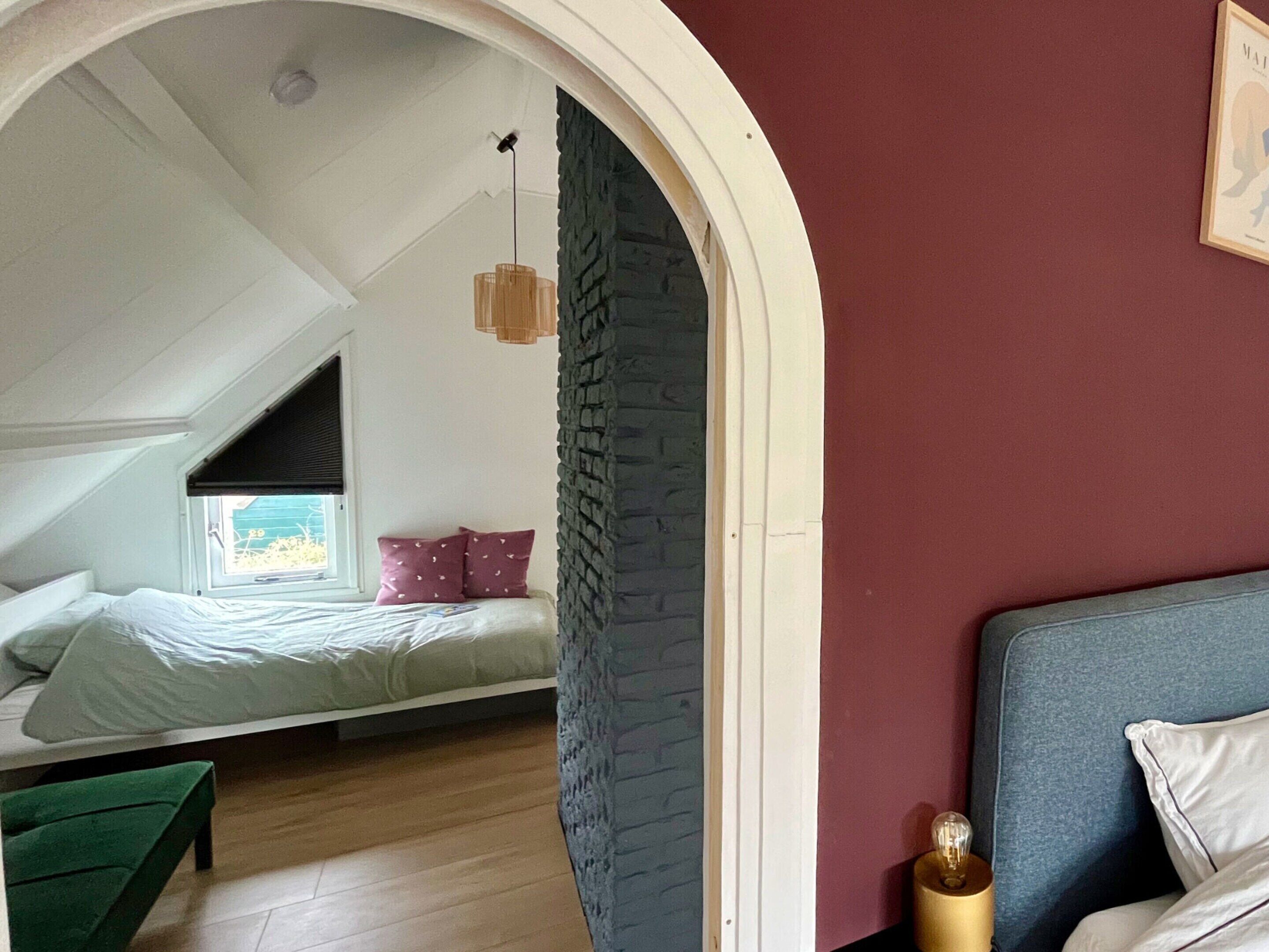 House | 1 bedroom, individually furnished, bed sheets