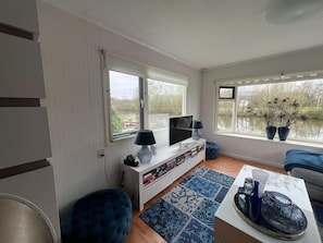 House | Living room