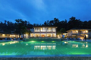 2 indoor pools, outdoor pool - Regenta Resort & Spa By Riverside, Chitwan (Kabilas)
