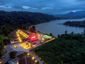 Exterior - Regenta Resort & Spa By Riverside, Chitwan (Kabilas)