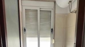Unclassified image, 3 of 21, button - Hotel 51 (Tirana)