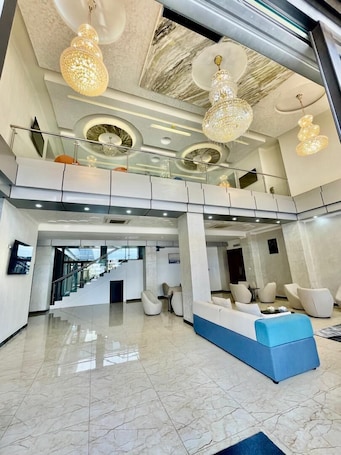 Interior. Gloria Inn Hotel