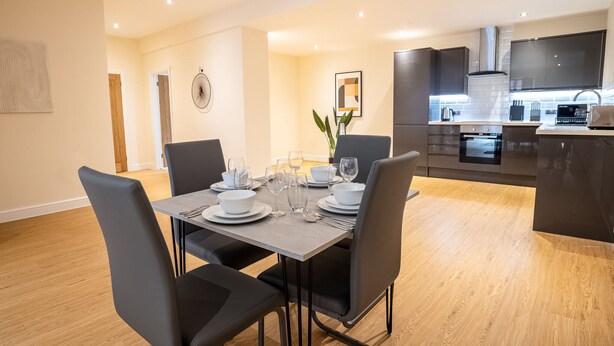 Apartment | Dining - Serene Ipswich 1bedroom Apt Near Christchurch Park (Ipswich)