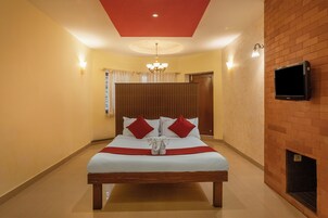 Egyptian cotton sheets, premium bedding, down duvets
