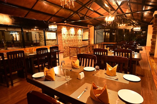 Yagappa Heritage Resort