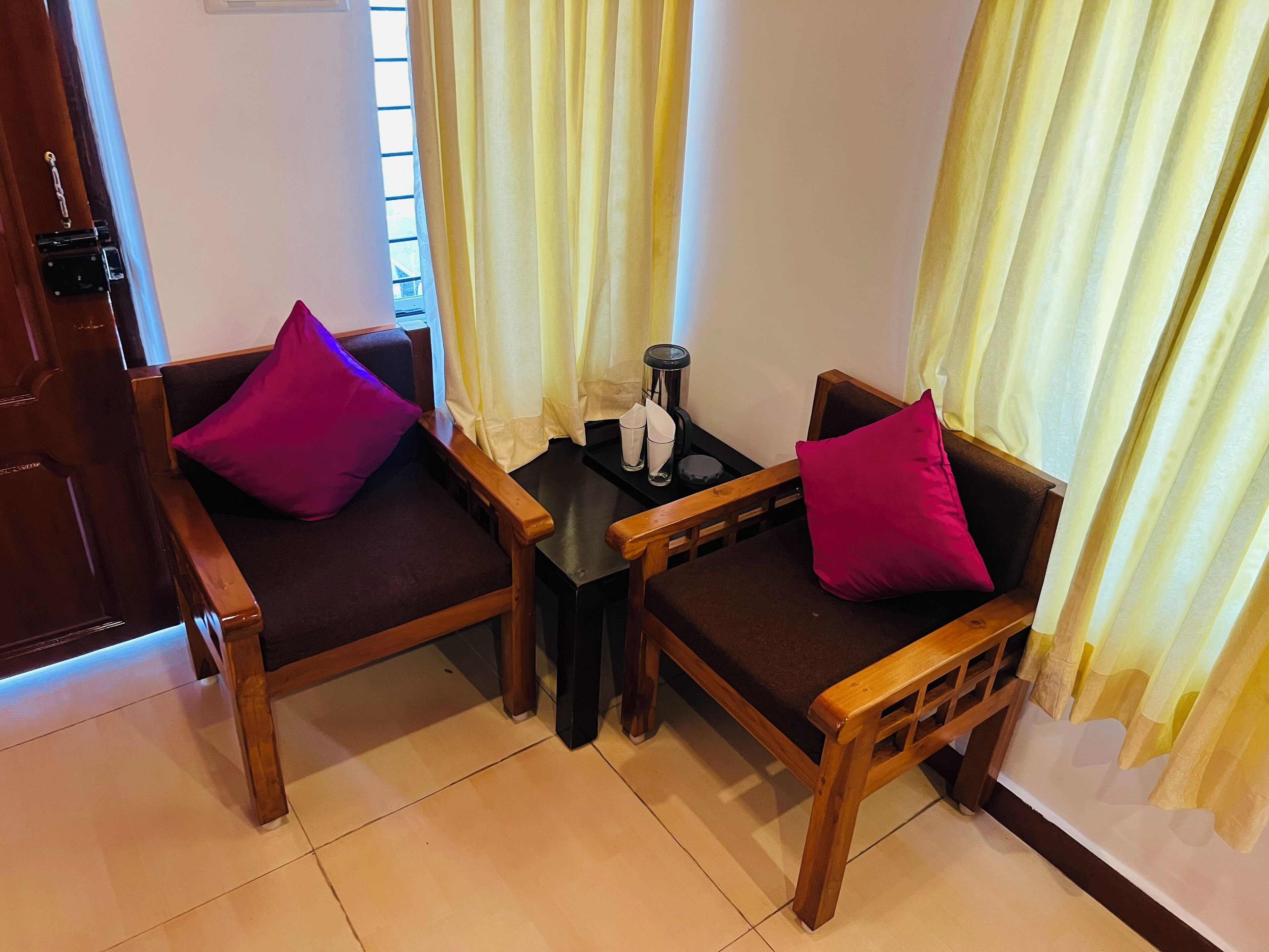 Standard Room, 1 Queen Bed, Balcony, City View | Egyptian cotton sheets, premium bedding, down comforters