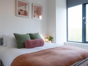 Apartment | 2 bedrooms - Two-bedroom by Leeds Art Gallery by Belvilla (Leeds)